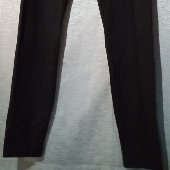 Hue Ultra Legging with Wide Waistband - Picture 5 of 9